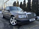 Mercedes-Benz E 300 1991 годаfor2 300 000 тг. в Алматы – фото 2