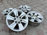 Оригинальные литые диски Toyota R17 за 140 000 тг. в Алматы
