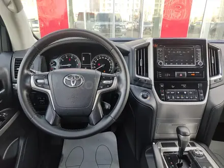 Toyota Land Cruiser 2015 года за 25 900 000 тг. в Астана – фото 9