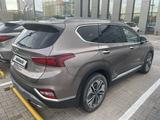 Hyundai Santa Fe 2019 годаүшін14 200 000 тг. в Астана – фото 3