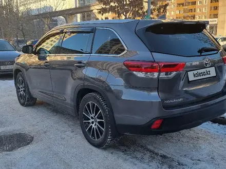 Toyota Highlander 2017 года за 18 500 000 тг. в Астана – фото 4