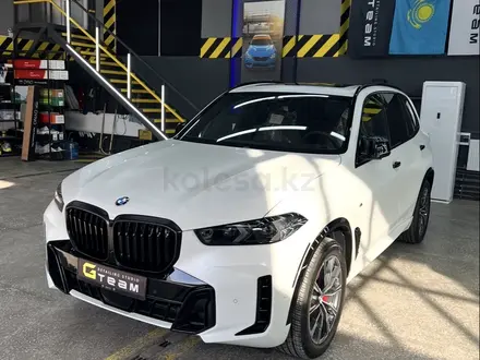 BMW X5 2024 года за 58 500 000 тг. в Караганда