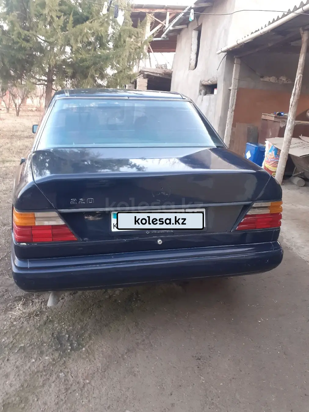 Mercedes-Benz E-Class, 1990