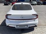 Hyundai Sonata 2023 годаүшін15 000 000 тг. в Караганда – фото 2