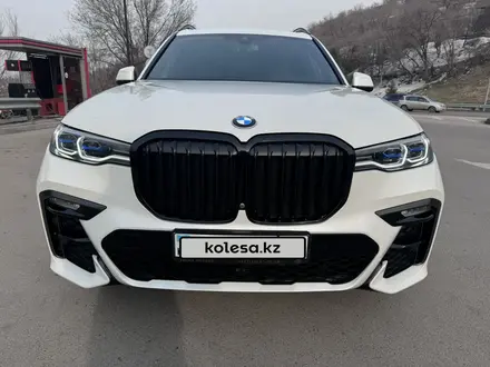 BMW X7 2019 года за 42 000 000 тг. в Алматы – фото 2