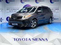 Toyota Sienna 2016 года за 15 500 000 тг. в Астана