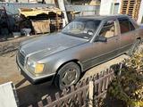 Mercedes-Benz E 200 1988 года за 750 000 тг. в Астана