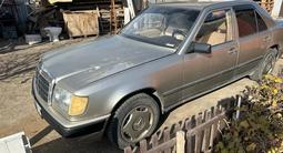 Mercedes-Benz E 200 1988 года за 750 000 тг. в Астана