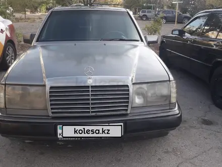 Mercedes-Benz E 200 1991 годаүшін750 000 тг. в Туркестан – фото 3