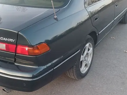 Toyota Camry 1999 года за 3 550 000 тг. в Алматы – фото 3