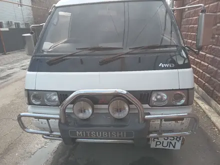 Mitsubishi Delica 1993 года за 2 000 000 тг. в Алматы