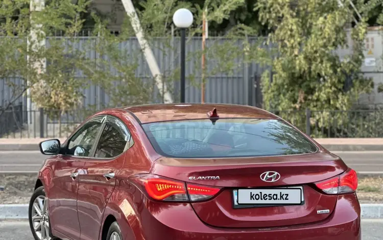 Hyundai Elantra 2014 годаүшін4 500 000 тг. в Уральск