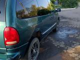 Chrysler Voyager 1998 годаүшін1 300 000 тг. в Шахтинск – фото 3