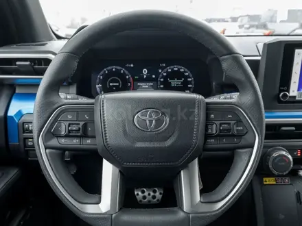 Toyota 4Runner 2026 года за 39 500 000 тг. в Семей – фото 9