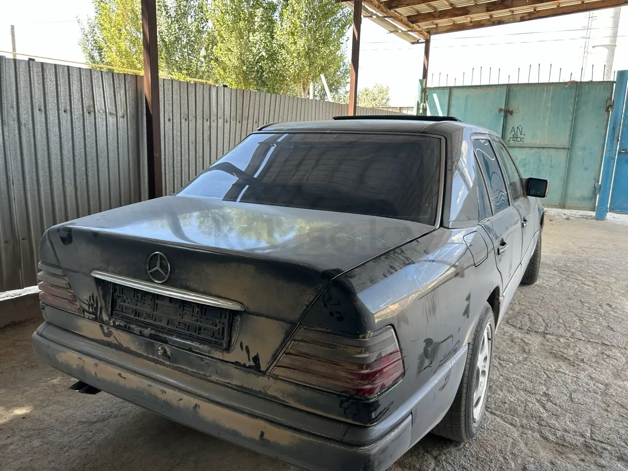Mercedes-Benz E-Class, 1994