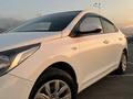 Hyundai Accent 2018 года за 6 350 000 тг. в Алматы – фото 17