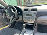 Toyota Camry 2007 годаүшін4 900 000 тг. в Шымкент – фото 2