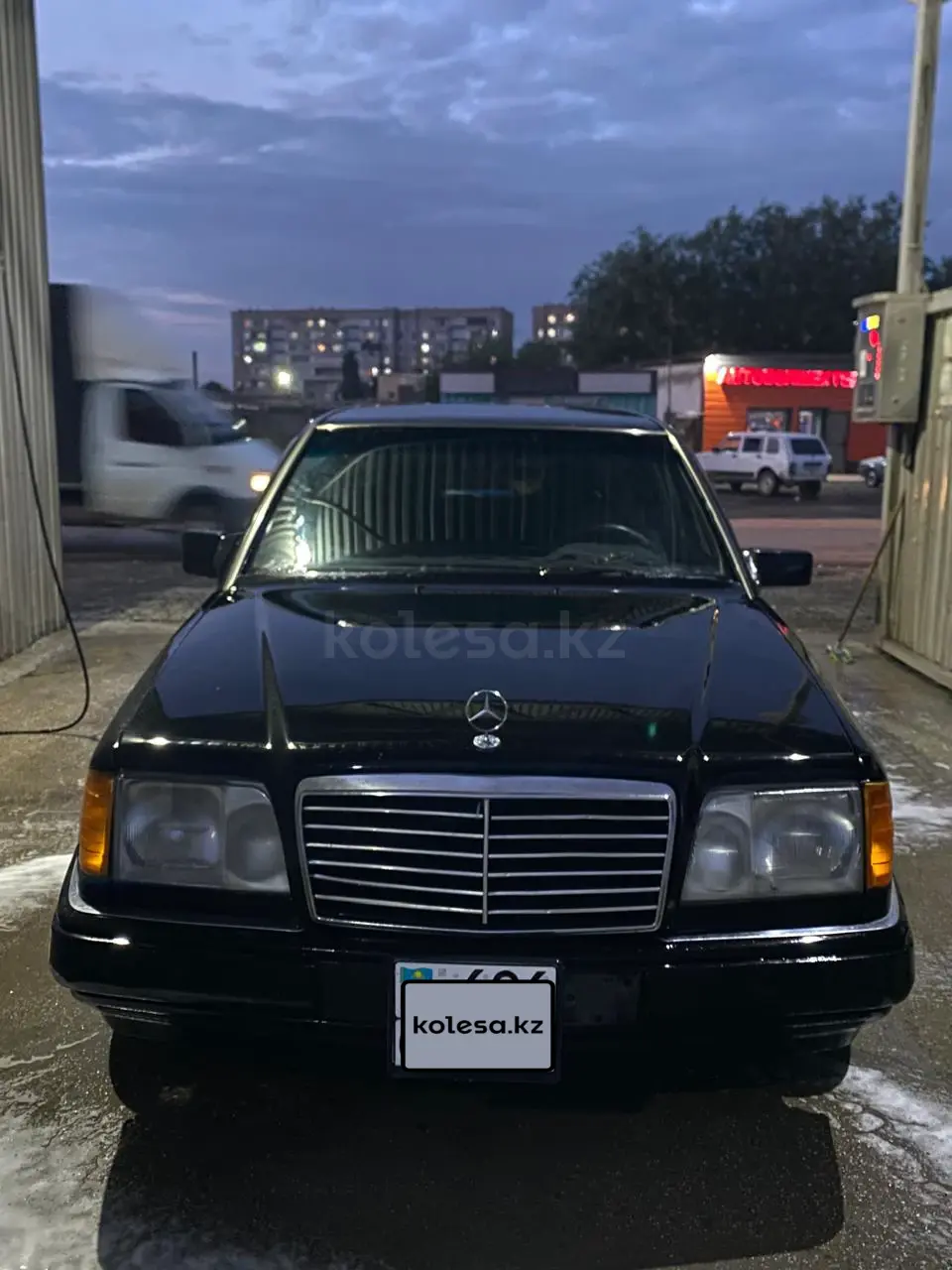 Mercedes-Benz E-Class, 1994