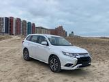 Mitsubishi Outlander 2022 года за 12 000 000 тг. в Актау