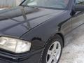 Mercedes-Benz C 180 1995 года за 1 750 000 тг. в Астана