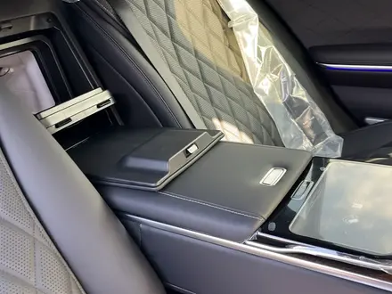 Mercedes-Benz S 580 4MATIC 2025 года за 130 500 000 тг. в Астана – фото 11