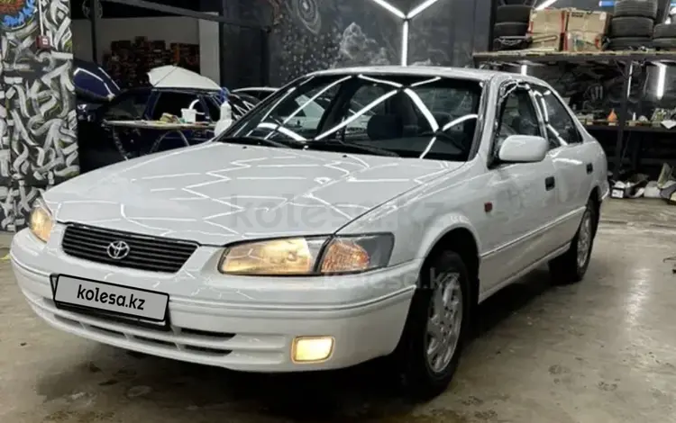 Toyota Camry 1998 годаүшін4 200 000 тг. в Тараз