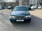 Mercedes-Benz C 220 1997 годаүшін3 500 000 тг. в Алматы – фото 2