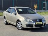 Volkswagen Jetta 2006 годаfor3 750 000 тг. в Усть-Каменогорск – фото 2