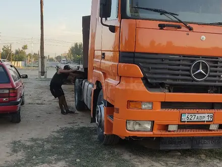 Mercedes-Benz  Actros 2001 года за 13 000 000 тг. в Жаркент – фото 4