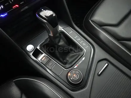 Volkswagen Tiguan 2021 года за 11 590 000 тг. в Астана – фото 23