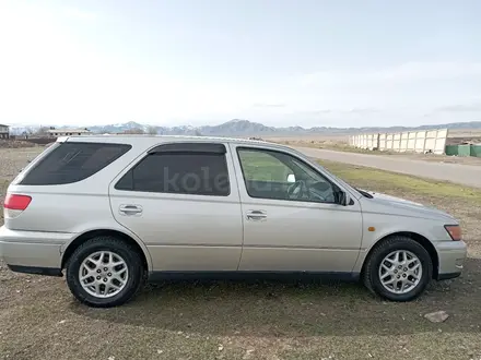 Toyota Vista 1999 года за 3 000 000 тг. в Алматы – фото 2