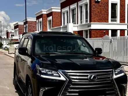 Lexus LX 570 2018 годаүшін50 000 000 тг. в Астана