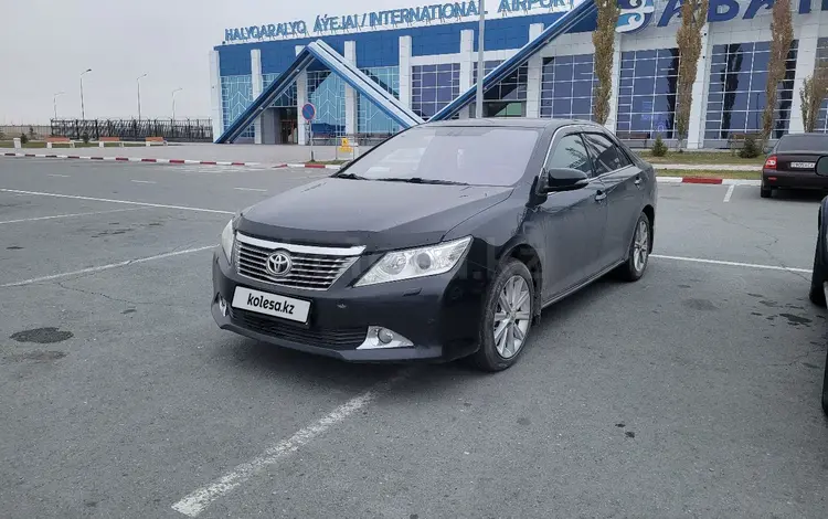 Toyota Camry 2013 годаүшін9 800 000 тг. в Семей