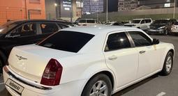 Chrysler 300C 2005 года за 4 200 000 тг. в Актау – фото 3
