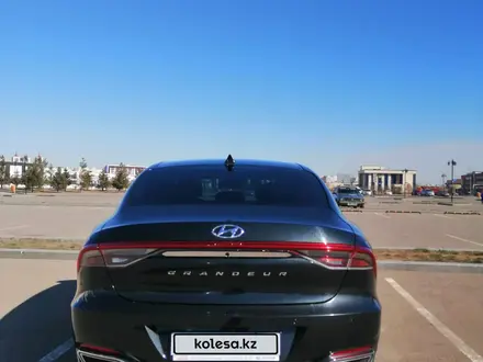 Hyundai Grandeur 2021 года за 14 900 000 тг. в Астана – фото 3