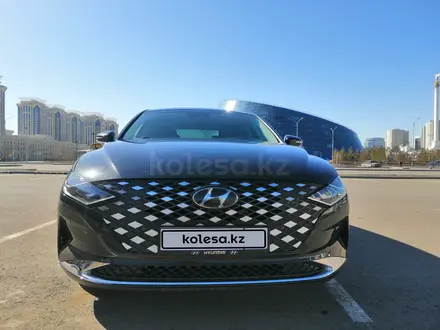 Hyundai Grandeur 2021 года за 14 900 000 тг. в Астана – фото 2