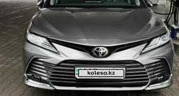 Toyota Camry 2023 года за 20 000 000 тг. в Алматы