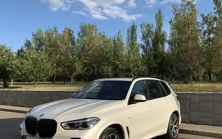 BMW X5 2021 года за 46 500 000 тг. в Астана