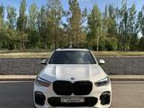 BMW X5 2021 года за 33 500 000 тг. в Астана – фото 2