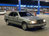 Mercedes-Benz C 200 1997 года за 3 200 000 тг. в Алматы – фото 3