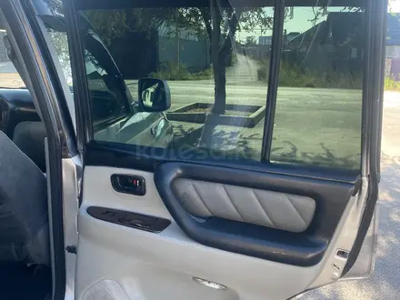 Toyota Land Cruiser 2001 года за 10 000 000 тг. в Алматы – фото 10