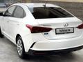 Hyundai Accent 2023 годаfor8 000 000 тг. в Алматы – фото 4