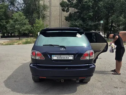Lexus RX 300 2001 года за 5 000 000 тг. в Тараз – фото 2