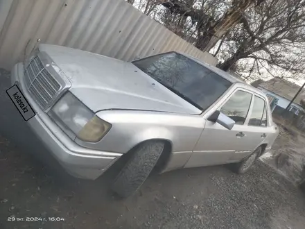 Mercedes-Benz E 200 1992 года за 1 000 000 тг. в Астана – фото 5