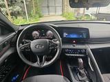 Hyundai Elantra 2022 года за 11 200 000 тг. в Алматы