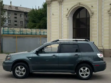 Mitsubishi Outlander 2002 года за 2 500 000 тг. в Алматы
