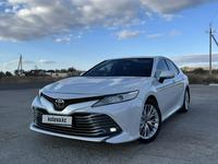 Toyota Camry 2019 года за 13 000 000 тг. в Усть-Каменогорск