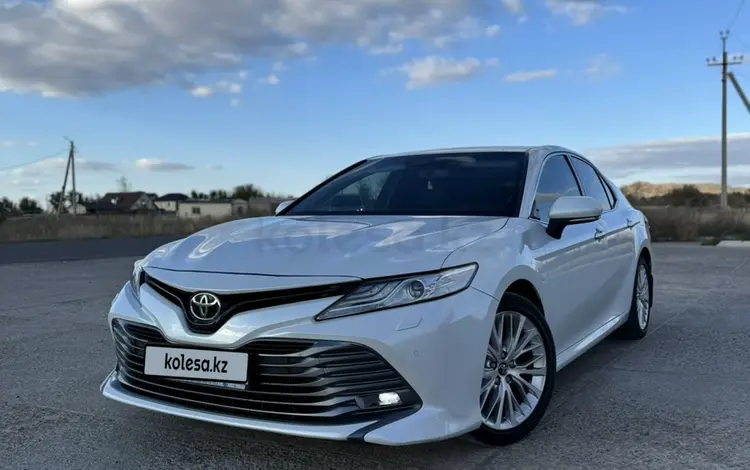 Toyota Camry 2019 годаүшін13 000 000 тг. в Усть-Каменогорск