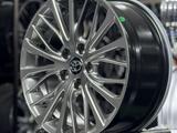 Диски Камри R17 5x114.3 в наличии! (Графит) за 210 000 тг. в Астана – фото 3