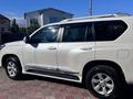 Toyota Land Cruiser Prado 2016 года за 16 000 000 тг. в Атырау – фото 2